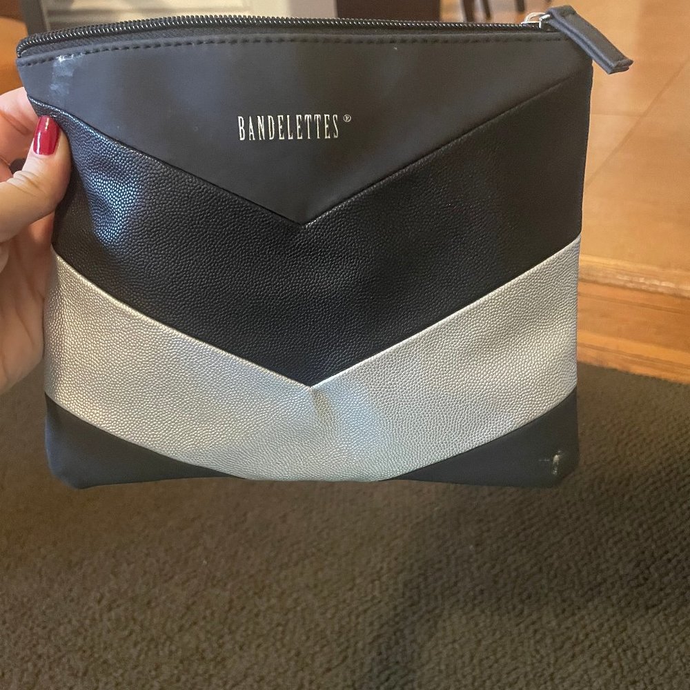 Bandalettes adorable hand-held purse